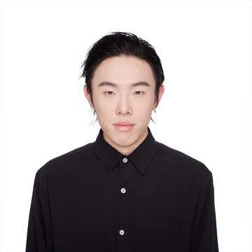 Renkai Zhang portrait